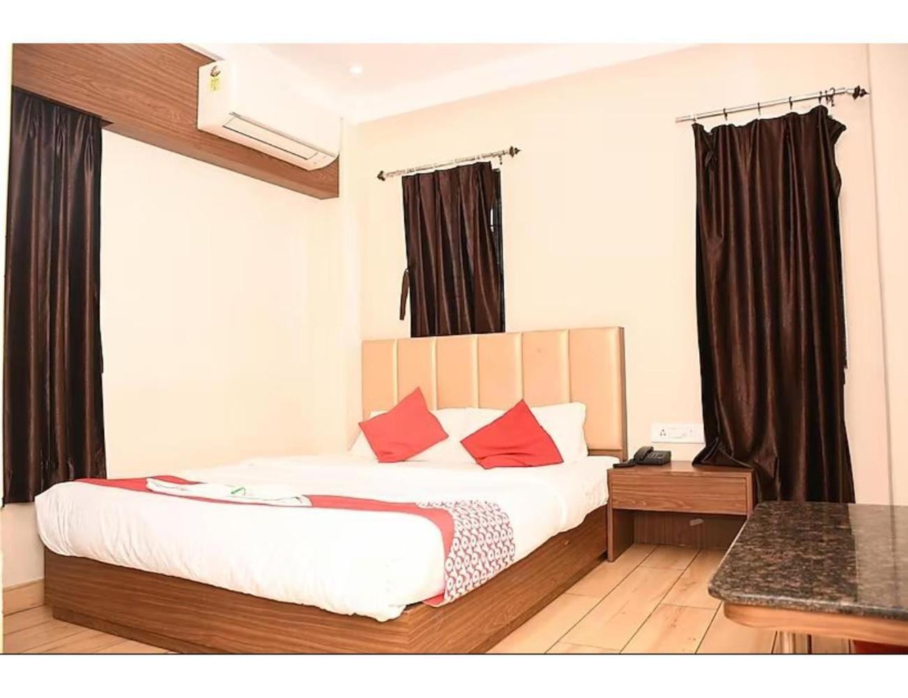 Sona Lodge, Shiliguri Exterior foto